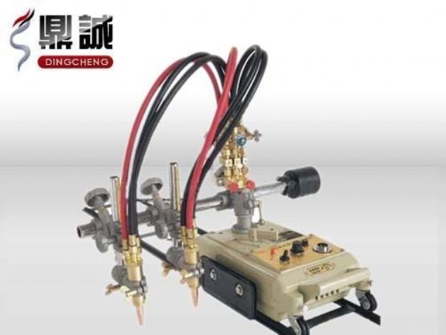 點擊查看詳細(xì)信息<br>標(biāo)題：雙頭多頭火焰切割機(jī) 閱讀次數(shù)：4556