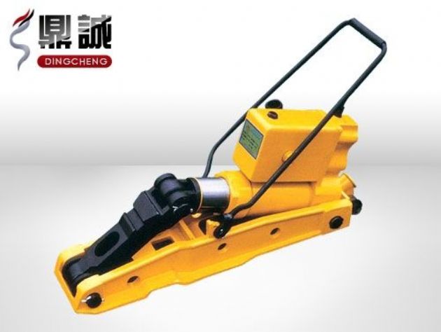 點(diǎn)擊查看詳細(xì)信息<br>標(biāo)題：液壓起撥道機(jī) 閱讀次數(shù)：4207